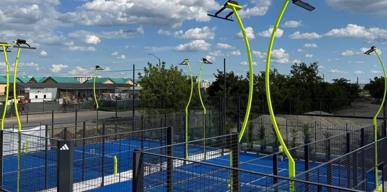 Zum Padel — terenuri de padel în București